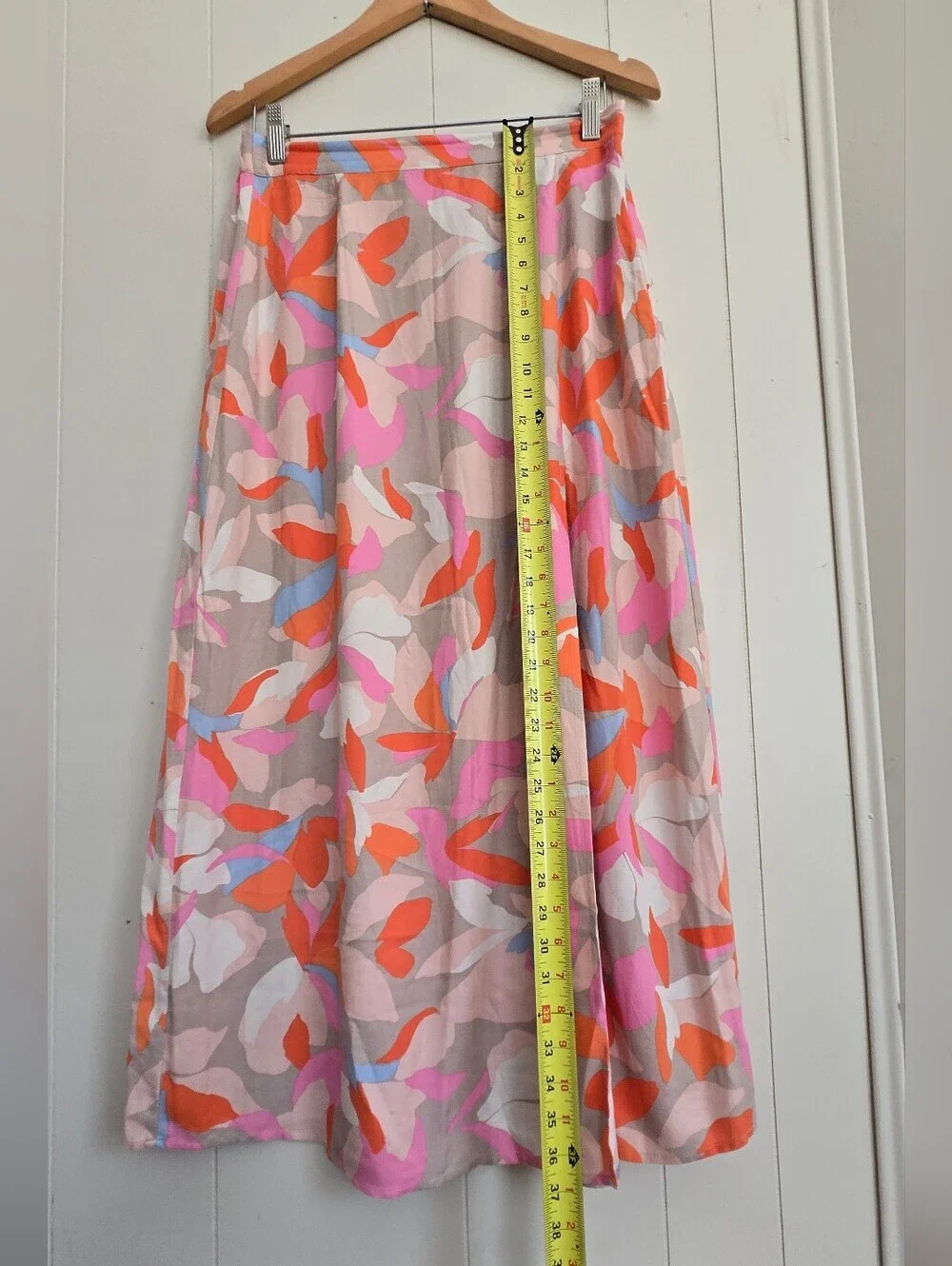Saltwater LUXE Beige Maxi Skirt Floral Print-Size M